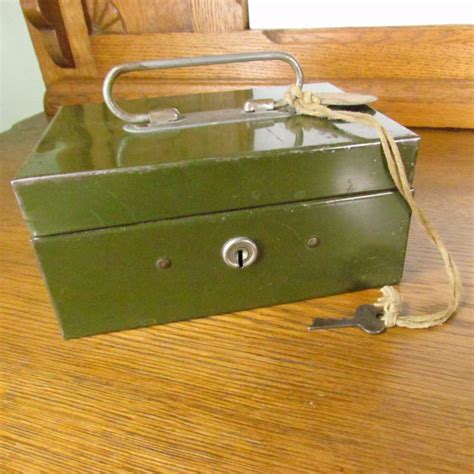 Vintage Metal Lock Box 